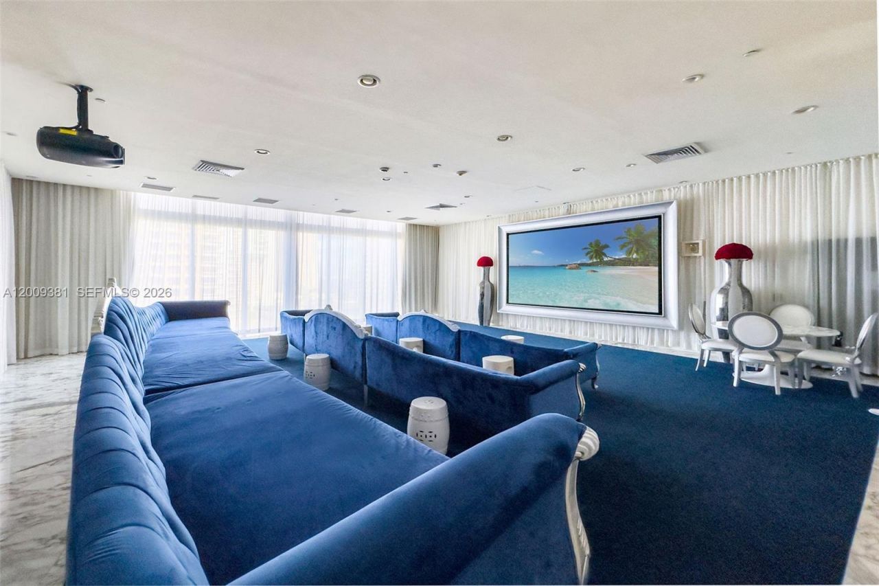 465 Brickell Ave , Unit 701, Miami, FL 33131 Photo