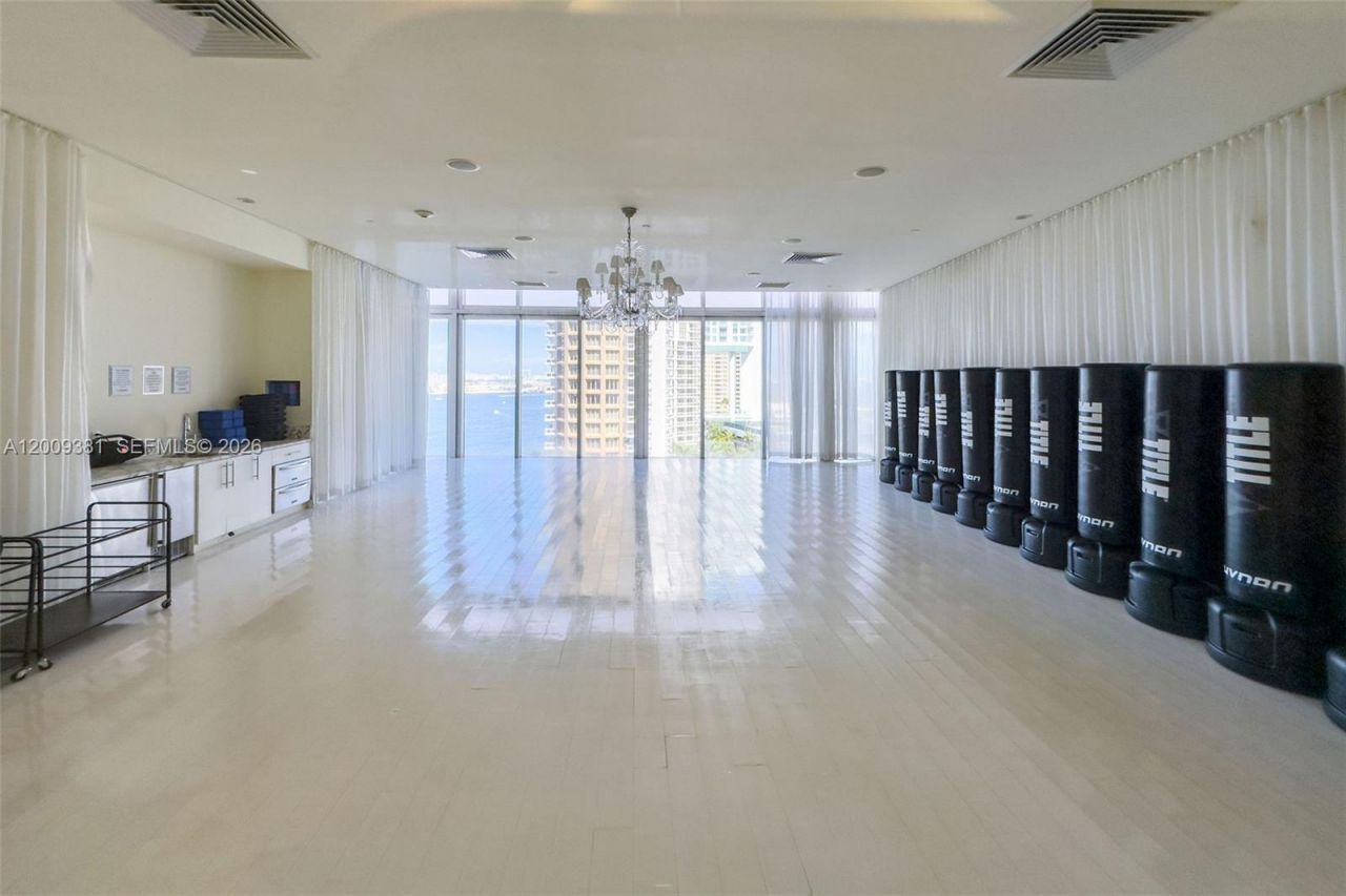 465 Brickell Ave , Unit 701, Miami, FL 33131 Photo