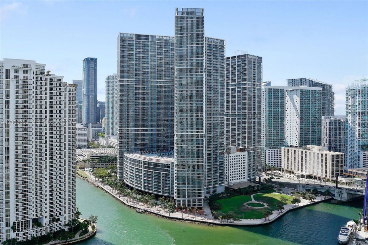 465 Brickell Ave , Unit 701, Miami, FL 33131 Photo