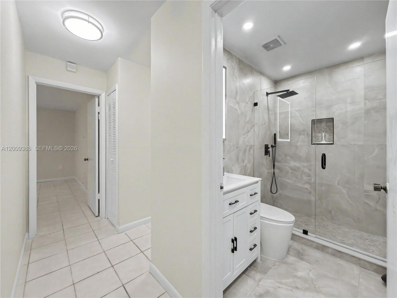 6714 N Waterway Dr, Miami, FL 33155 Photo