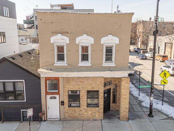 1800 S Jefferson Street , Chicago, IL 60616