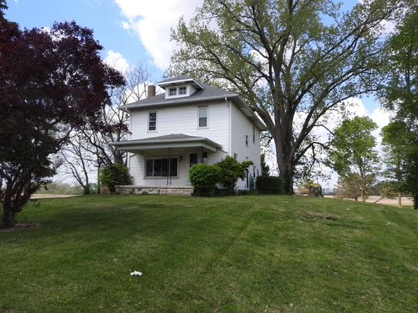 2105 E Loy Road, Piqua, OH 45356