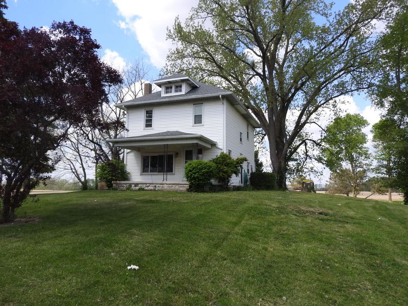 2105 E Loy Road, Piqua, OH 45356 Photo 1