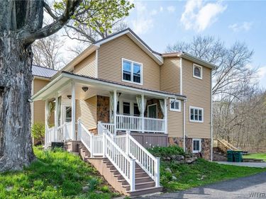 8666 Lower East Hill Road, Colden, NY 14033