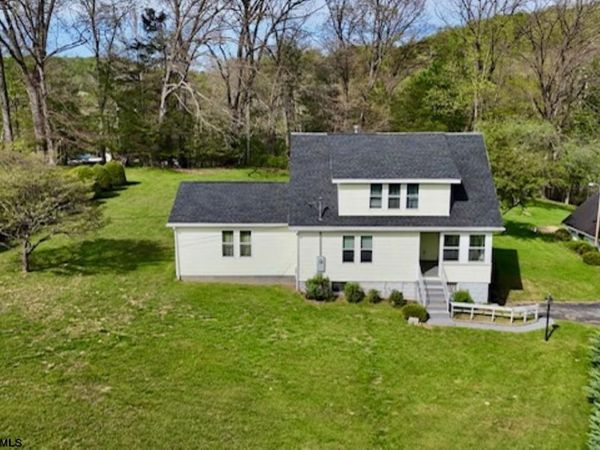 172 Firehouse Road, Fairmont, WV 26554