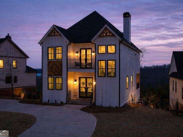 7410 Crestline Drive, Dawsonville, GA 30534