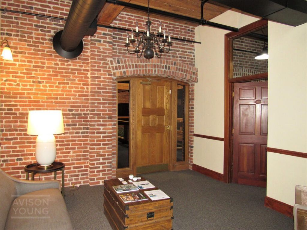 171 Church Street Photo 5