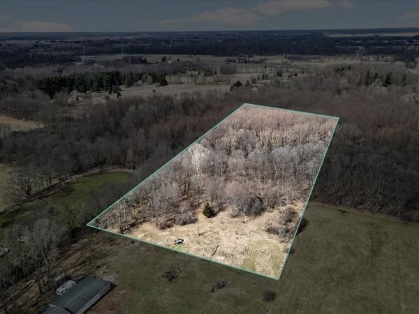 5516 W Lowe Road , Howell Twp, MI 48836