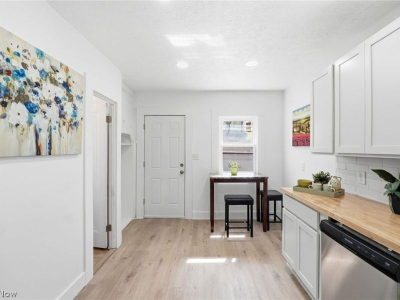 2009 Marlindale Road, Cleveland, OH 44118 Photo 13