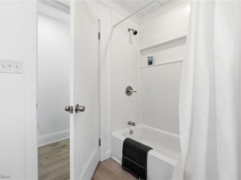 2009 Marlindale Road, Cleveland, OH 44118 Photo 38