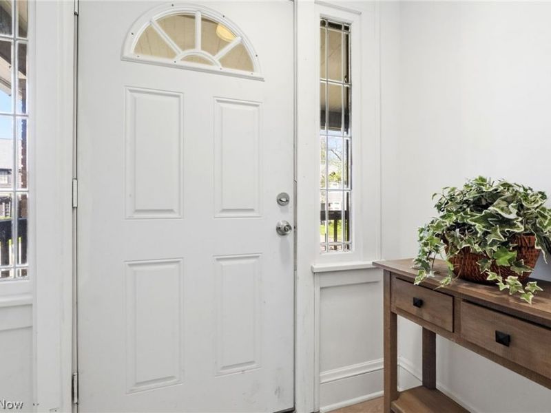 2009 Marlindale Road, Cleveland, OH 44118 Photo 4