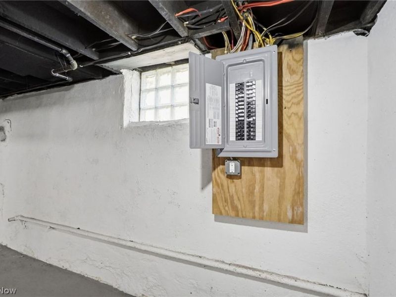 2009 Marlindale Road, Cleveland, OH 44118 Photo 42