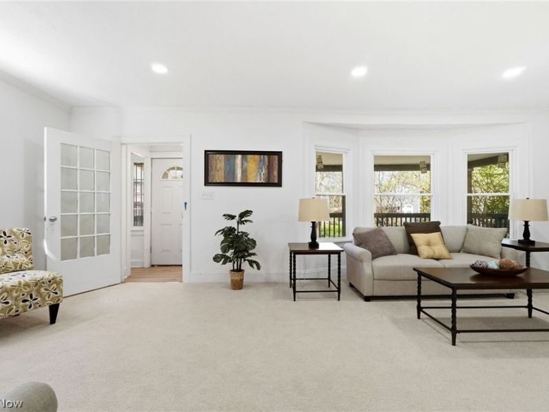 2009 Marlindale Road, Cleveland, OH 44118 Photo 6