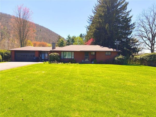 382 E Franklin Street , Horseheads, NY 14845