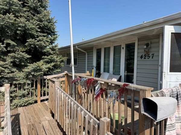 4257 Southwest Highway , Hometown, IL 60456