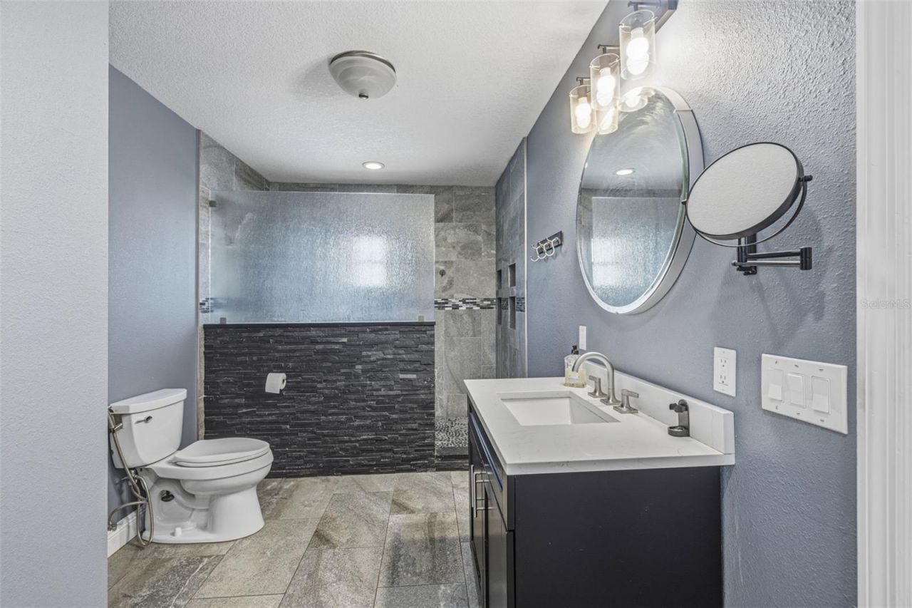 1224 80th Avenue N, Saint Petersburg, FL 33702 Photo