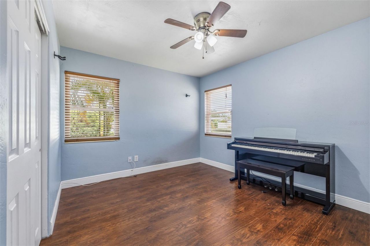 1224 80th Avenue N, Saint Petersburg, FL 33702 Photo