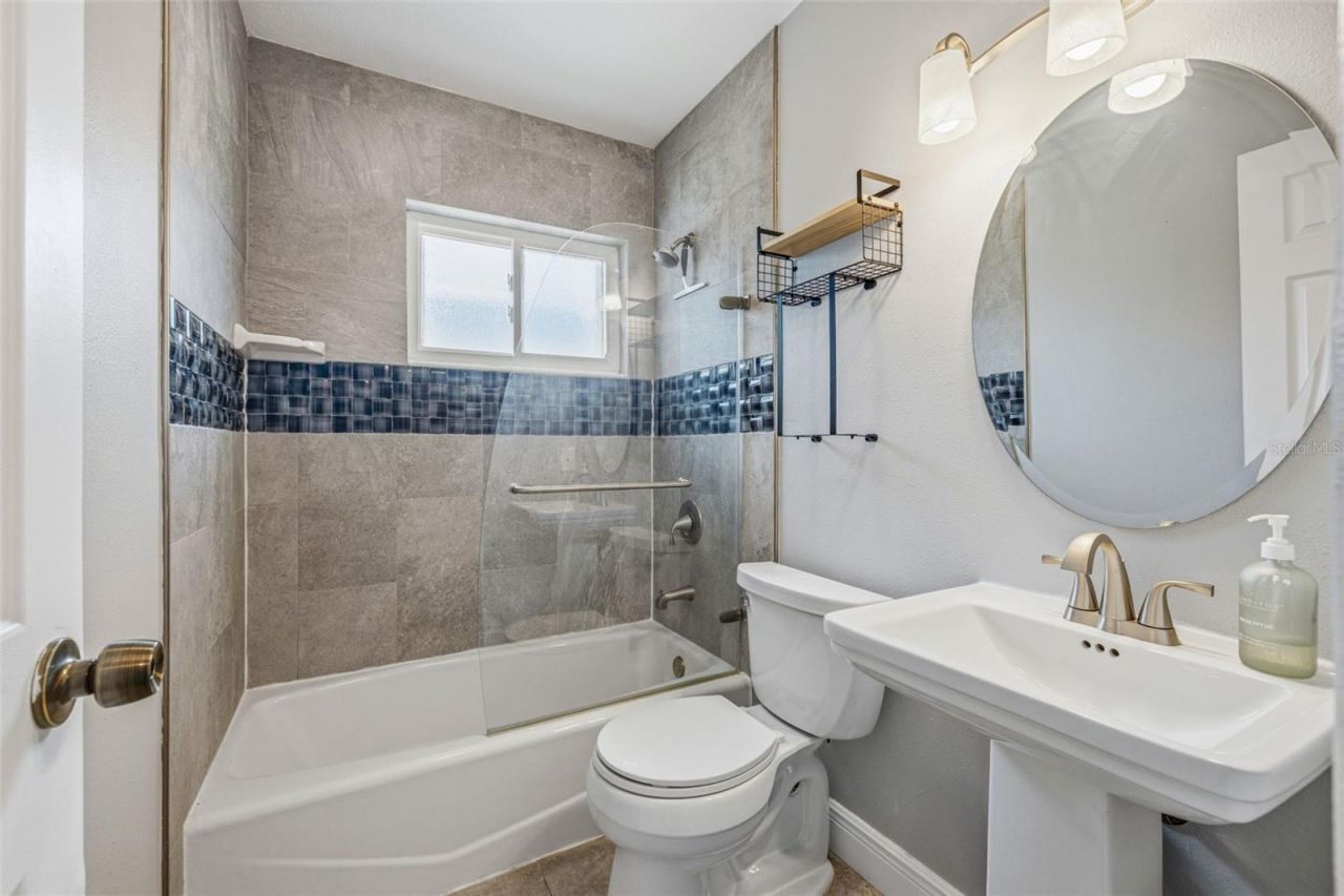 1224 80th Avenue N, Saint Petersburg, FL 33702 Photo
