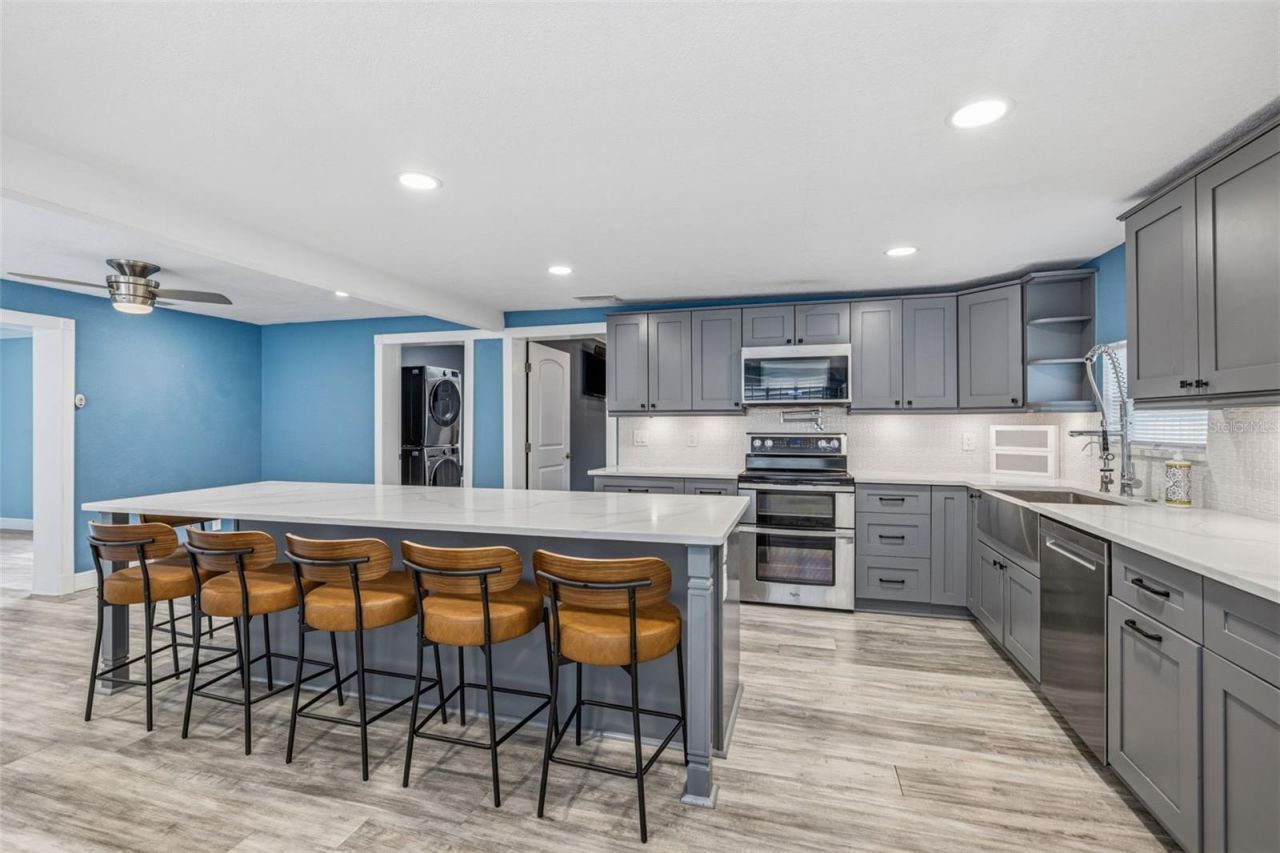 1224 80th Avenue N, Saint Petersburg, FL 33702 Photo