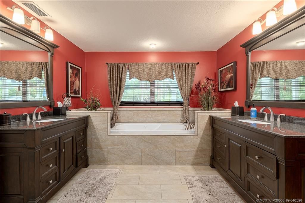 4109 SE Whiticar Way, Stuart, FL 34997 Photo