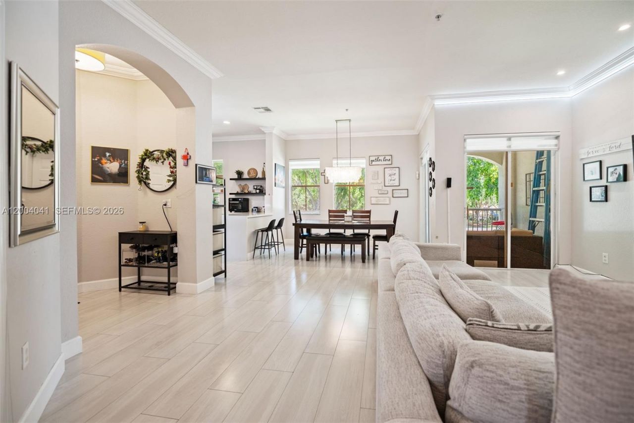 4301 SW 160th Ave , Unit 207, Miramar, FL 33027 Photo