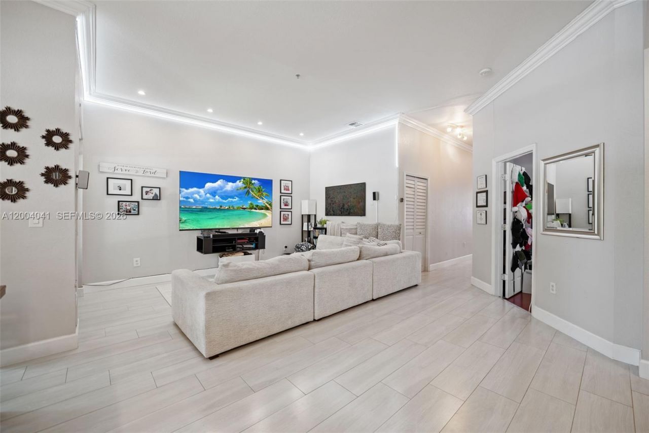 4301 SW 160th Ave , Unit 207, Miramar, FL 33027 Photo