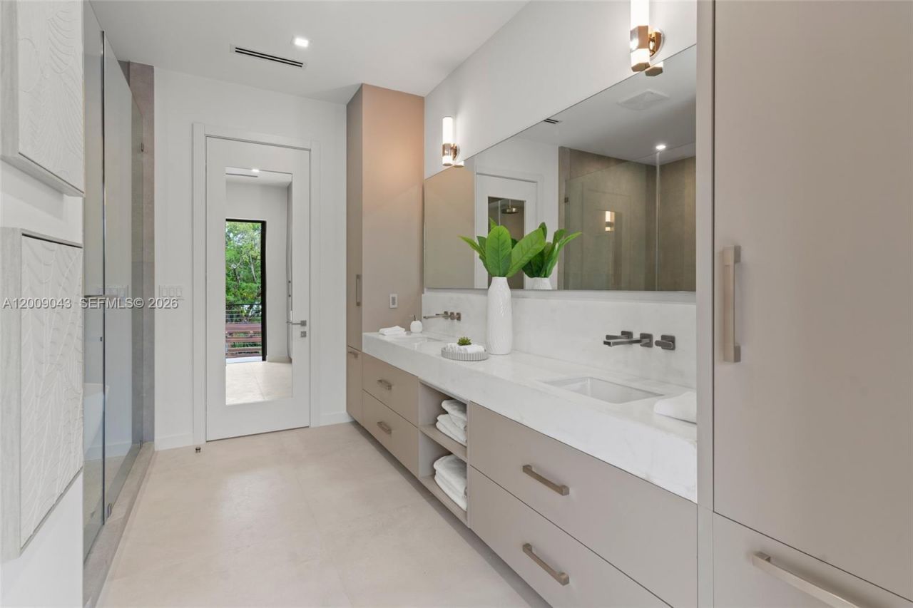 730 Zamora Ave , Coral Gables, FL 33134 Photo
