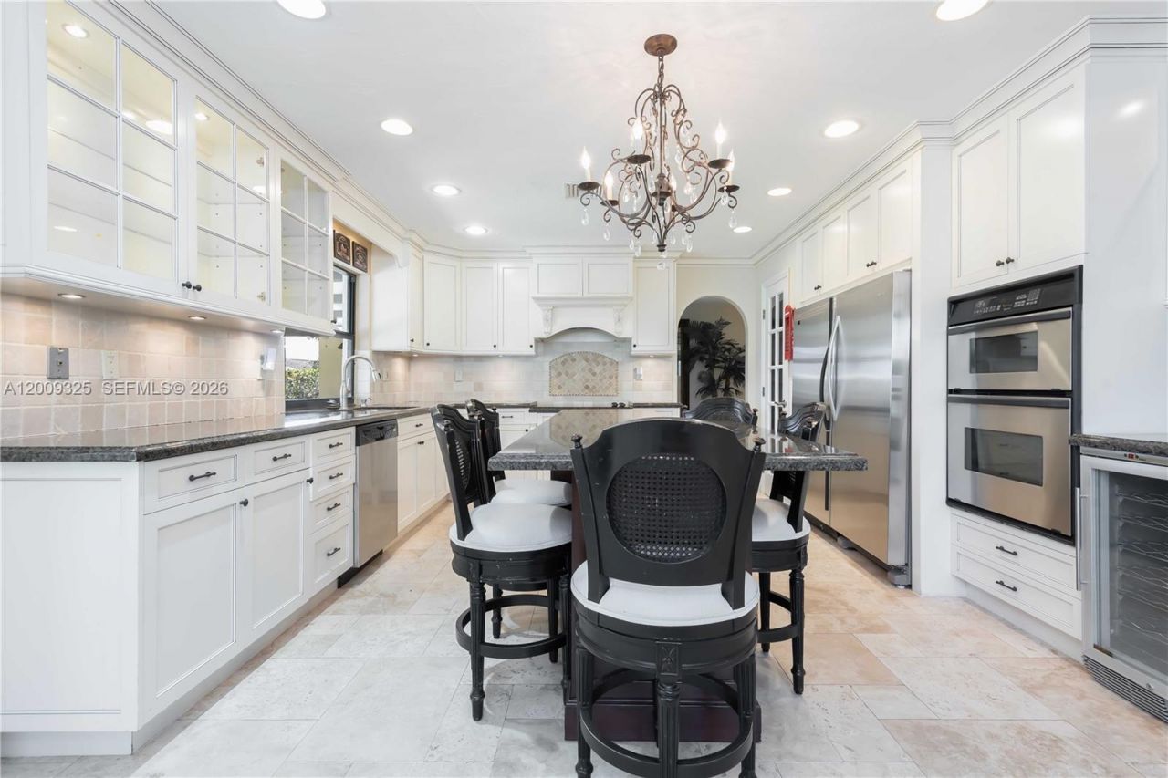 13300 SW 21st St, Miami, FL 33175 Photo