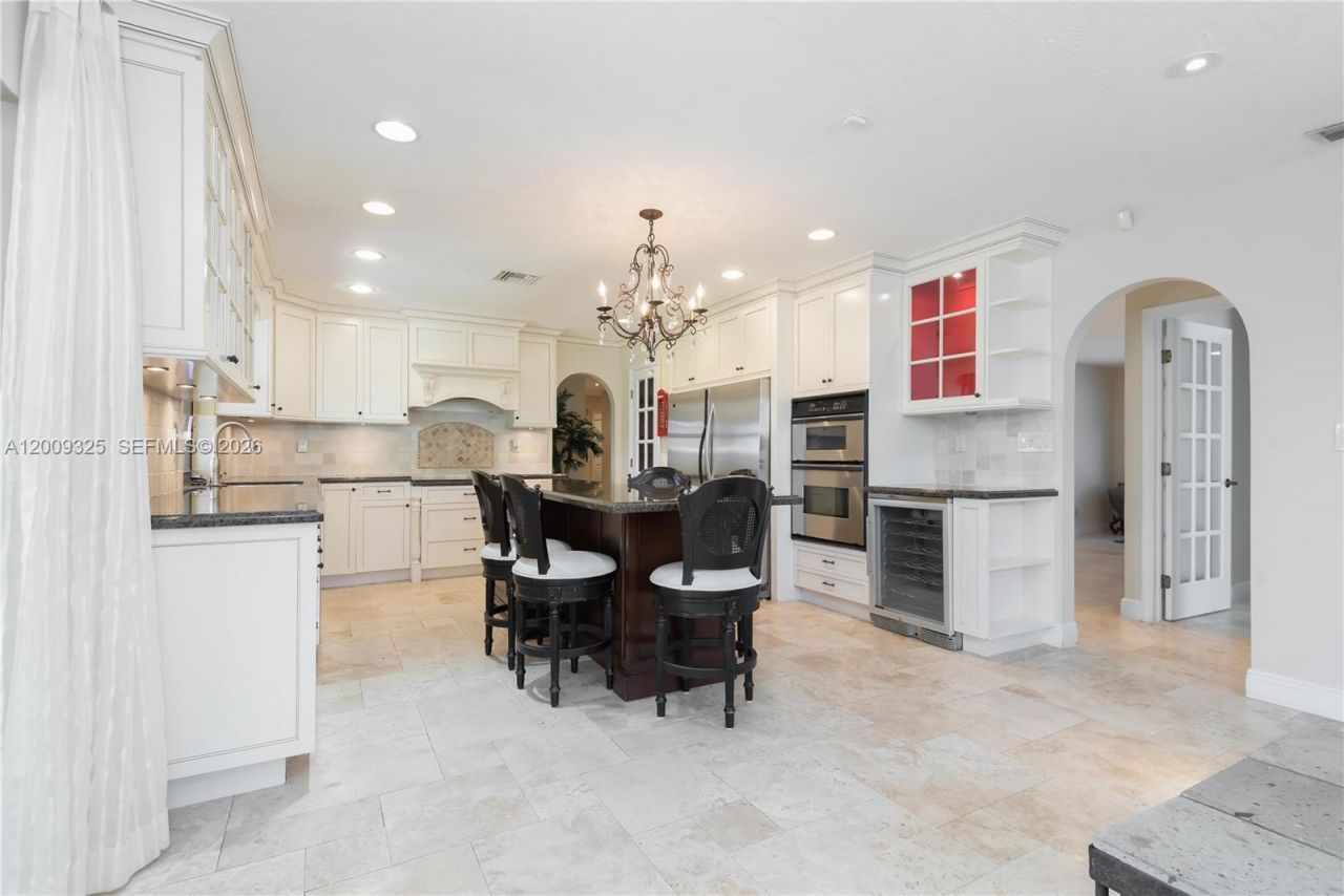 13300 SW 21st St, Miami, FL 33175 Photo