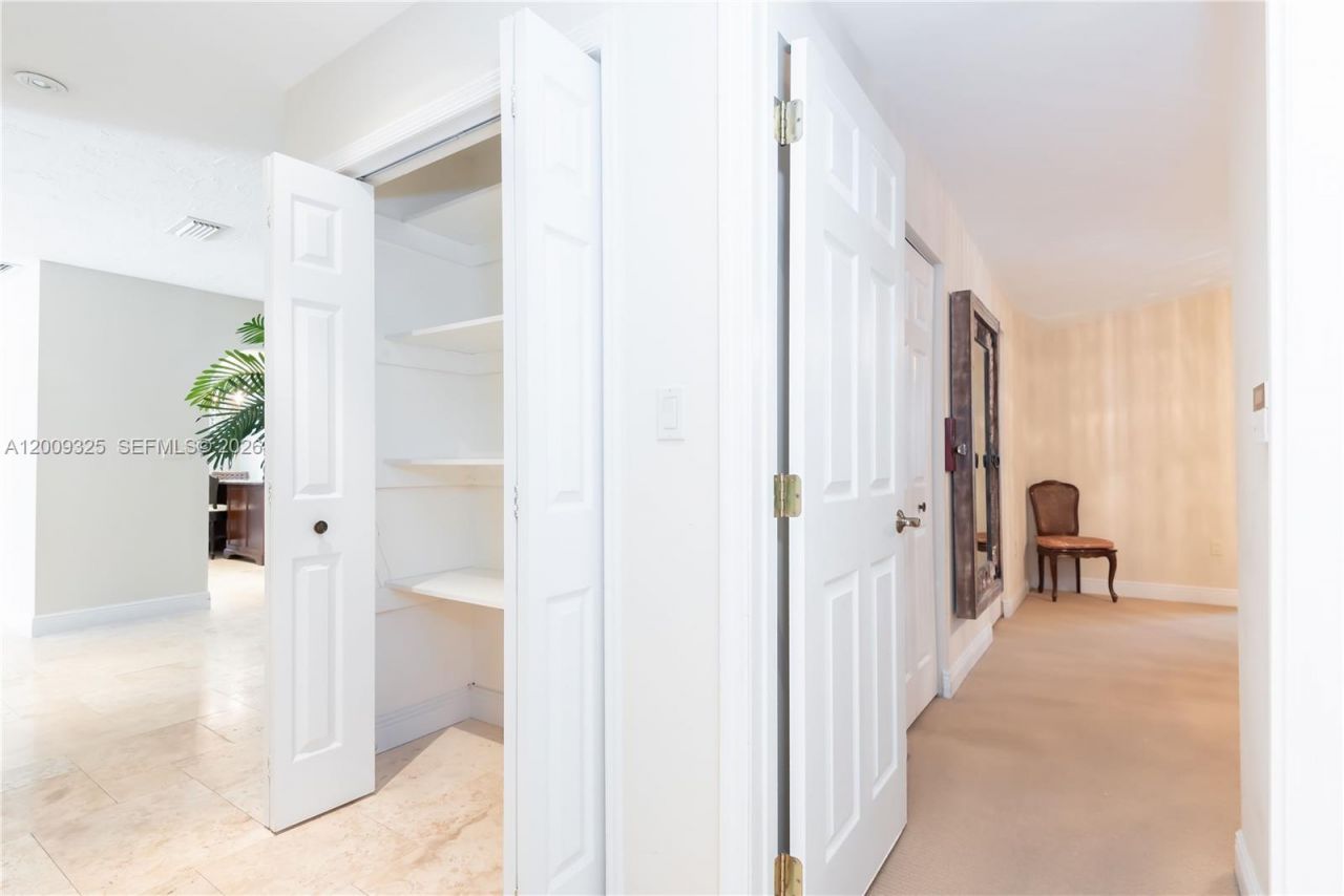 13300 SW 21st St, Miami, FL 33175 Photo