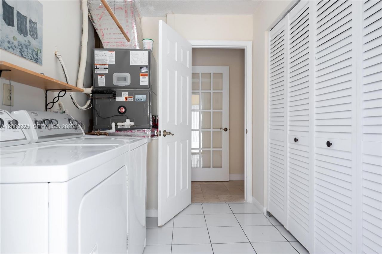 13300 SW 21st St, Miami, FL 33175 Photo