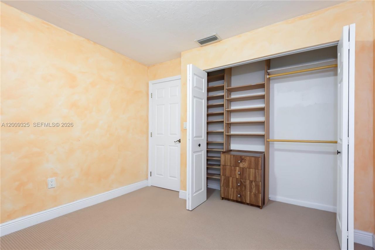 13300 SW 21st St, Miami, FL 33175 Photo