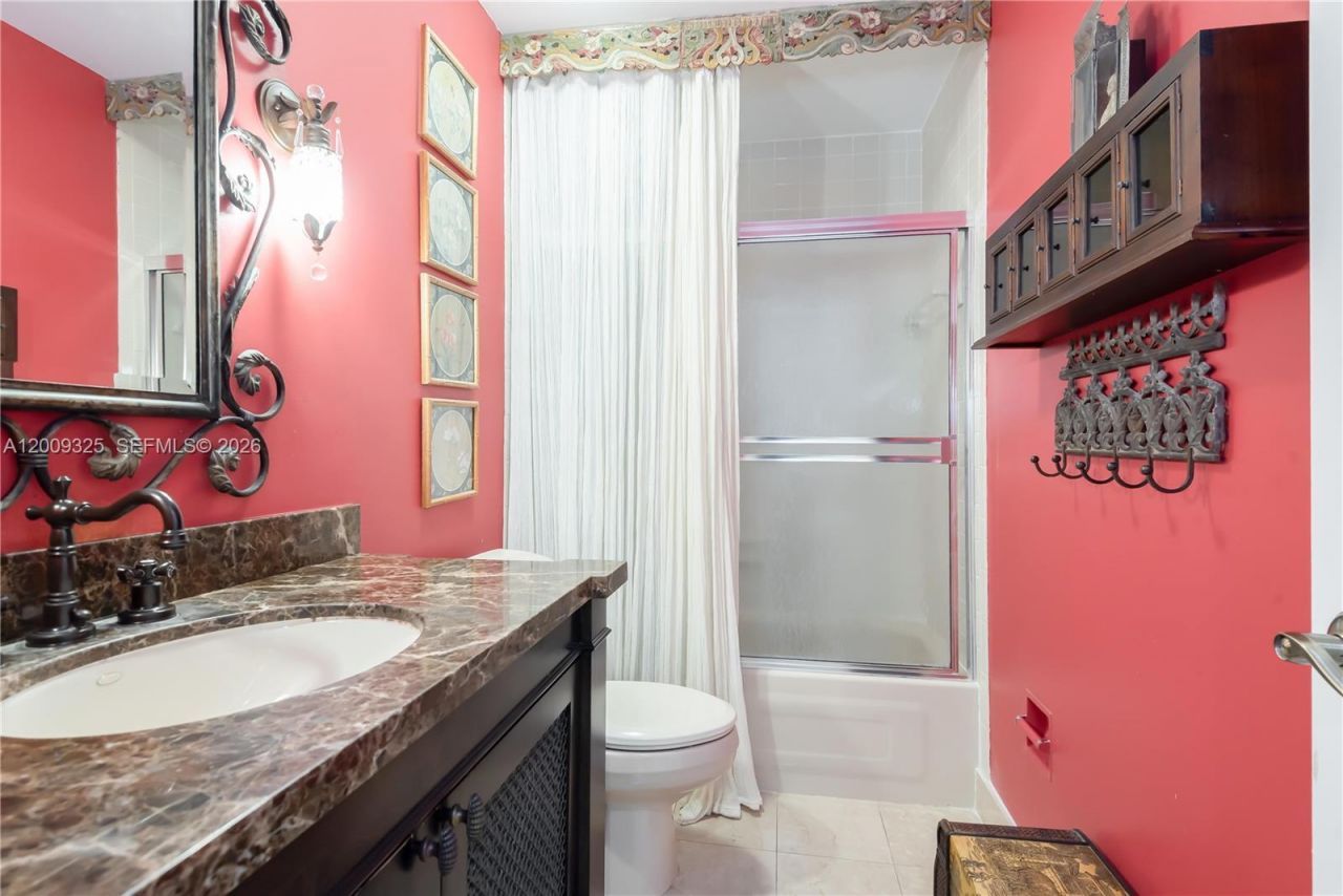 13300 SW 21st St, Miami, FL 33175 Photo