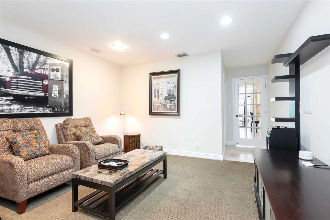 13300 SW 21st St, Miami, FL 33175 Photo