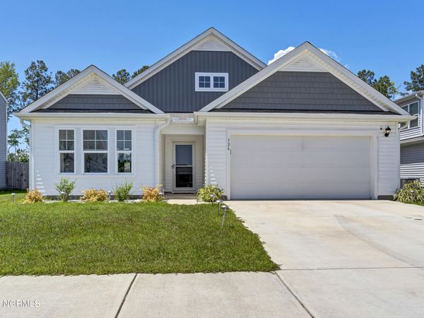 526 Birdsong Drive, Holly Ridge, NC 28445