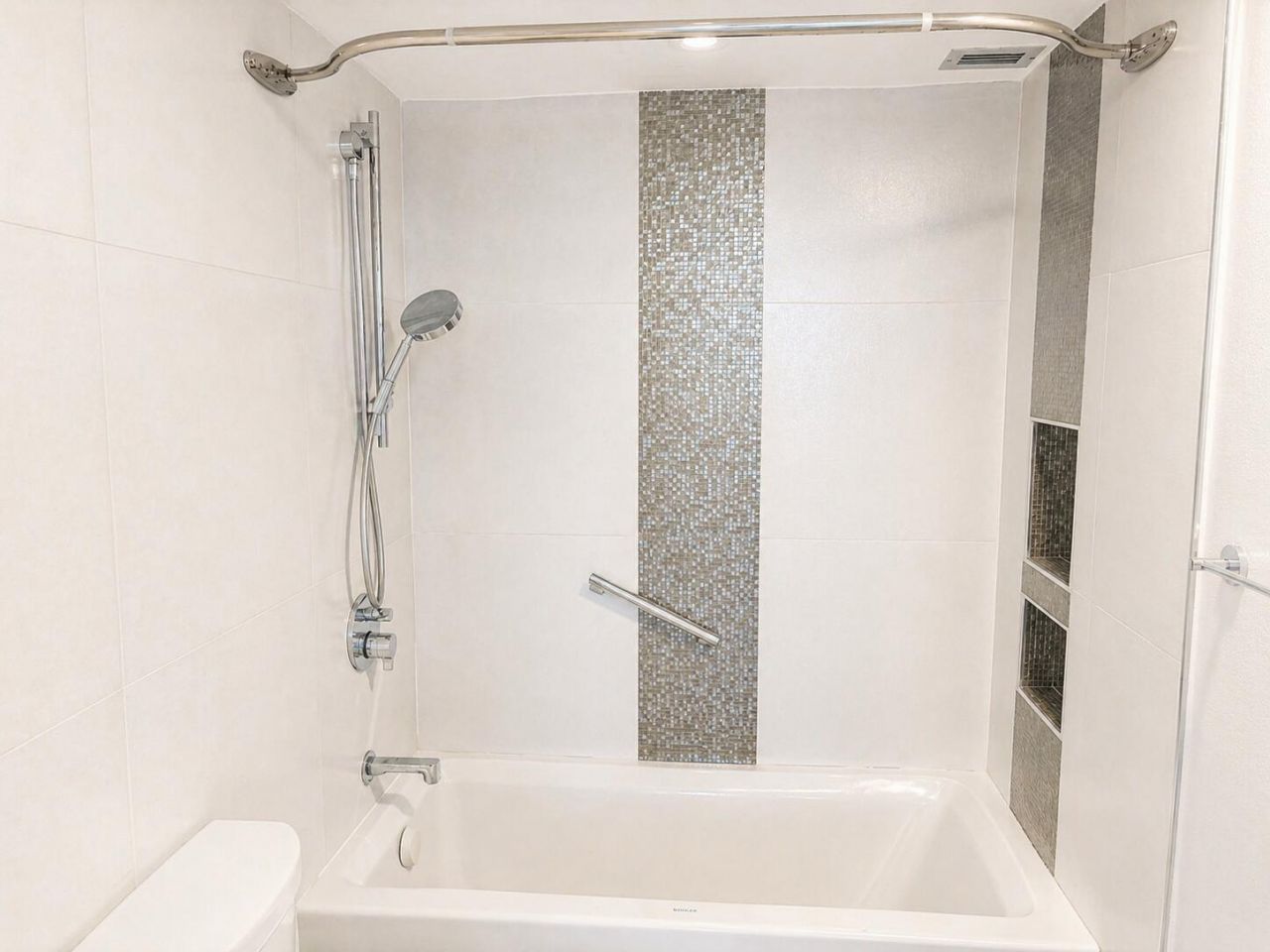 600 Three Islands Boulevard, Unit 1016, Hallandale Beach, FL 33009 Photo