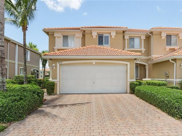 2427 Laurentina LN , CAPE CORAL, FL 33909