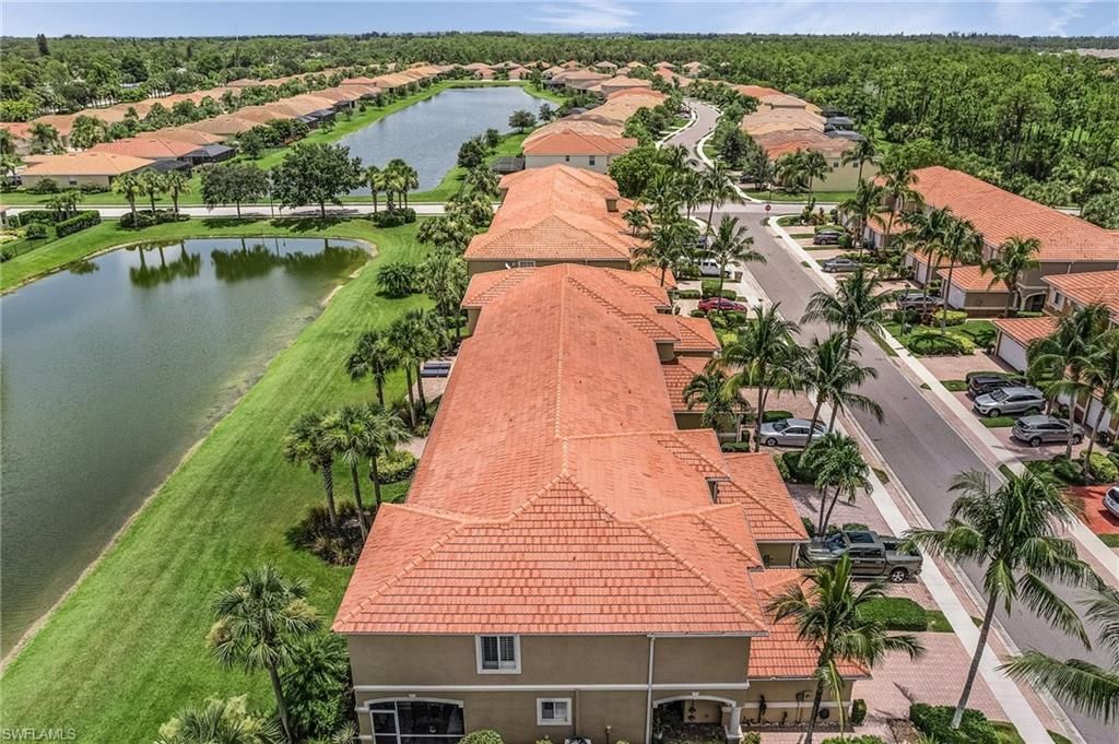 2427 Laurentina Ln, Cape Coral, FL 33909 Photo