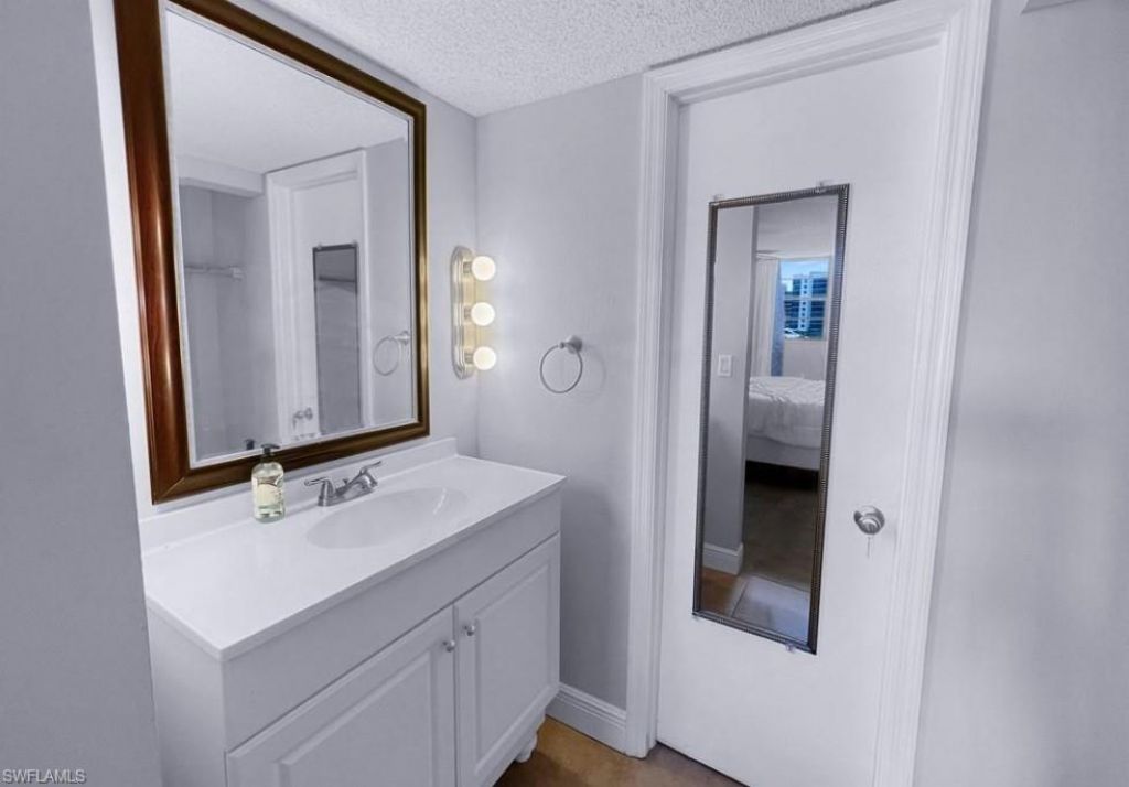 5900 Bonita Beach Rd, Unit 203, Bonita Springs, FL 34134 Photo