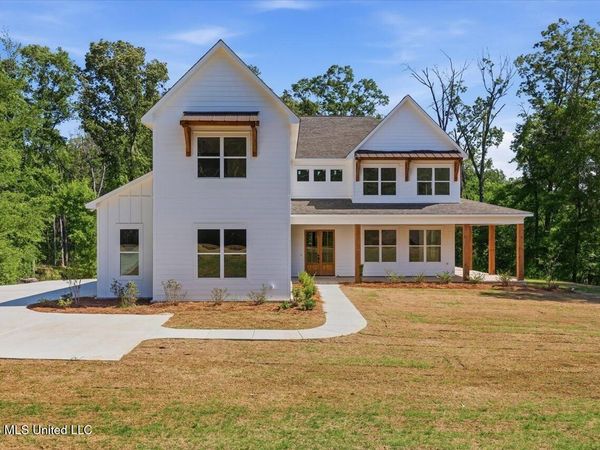 137 View Pointe Drive, Clinton, MS 39056