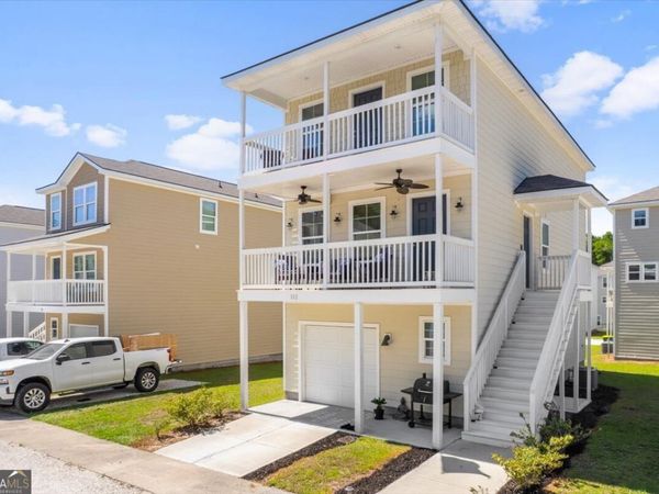 102 Cathead Lane, Darien, GA 31305