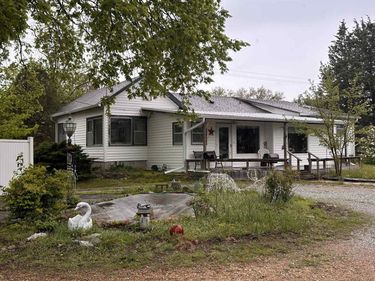 1710 K Street, Fairbury, NE 68352