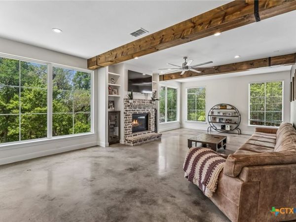 521 Rittimann Road, Spring Branch, TX 78070