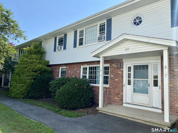 24 College , Unit 6, Clinton, CT 06413