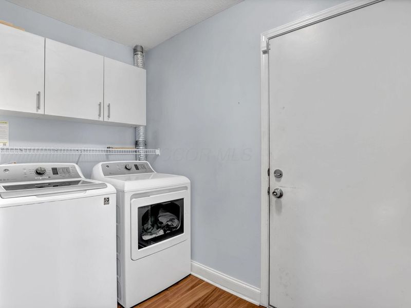 8396 Greyhawk Circle, Columbus, OH 43240 Photo 11