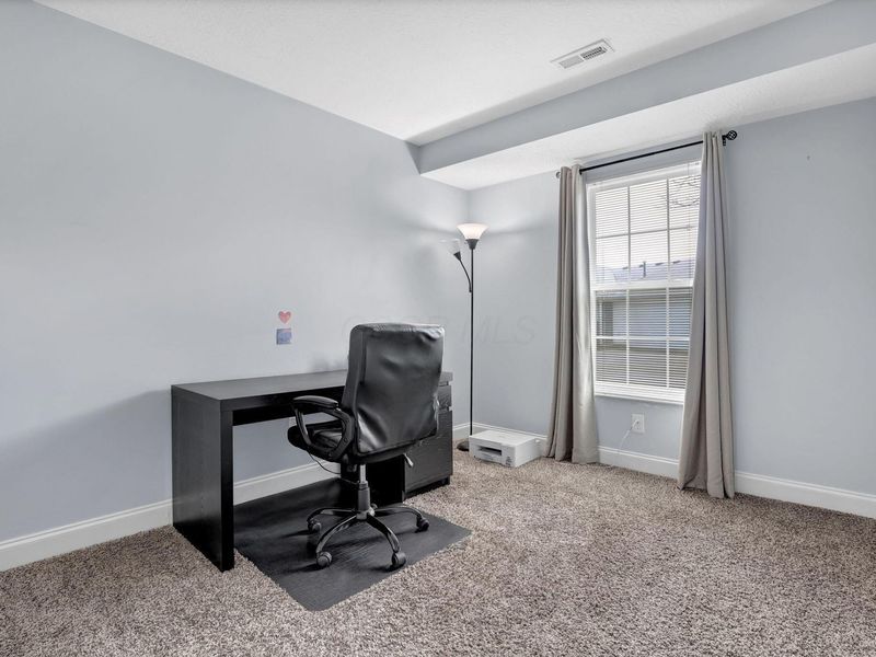 8396 Greyhawk Circle, Columbus, OH 43240 Photo 16