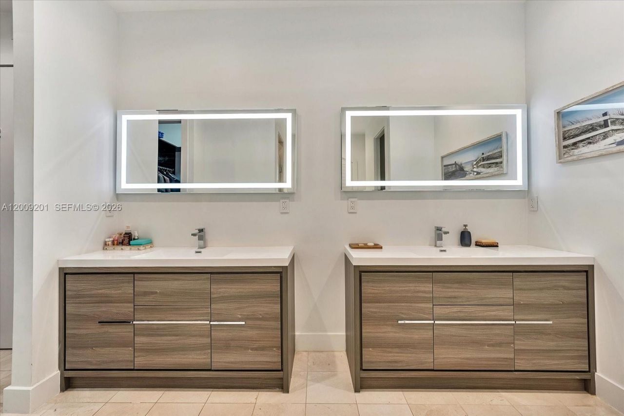 7440 SW 56th Ct , Miami, FL 33143 Photo