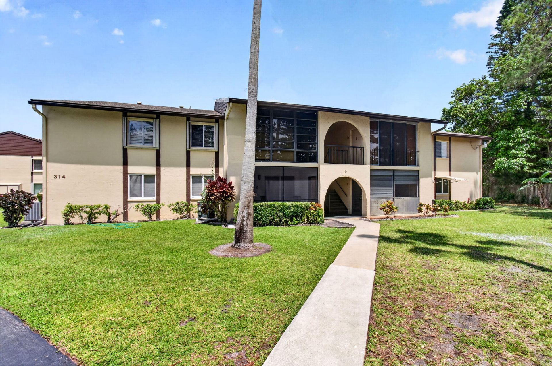 314 Pine Ridge Circle, Unit A1, Greenacres, FL 33463 Photo
