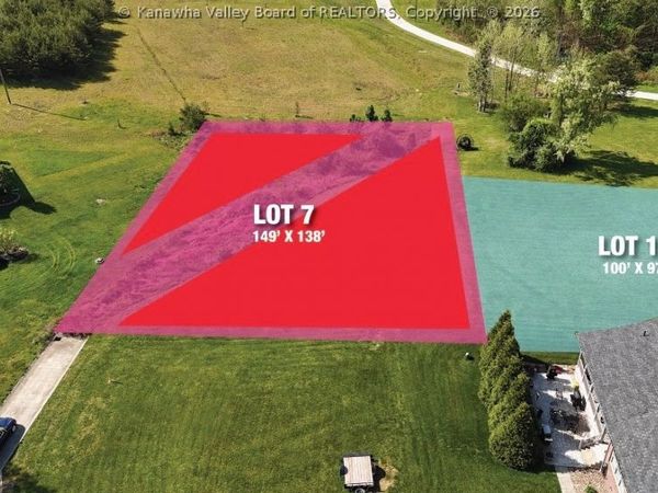 1 Lucian Lane, Culloden, WV 25510