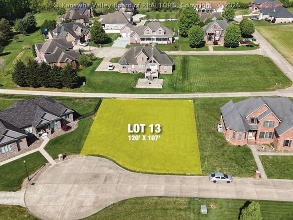 3 Matthew Court, Culloden, WV 25510